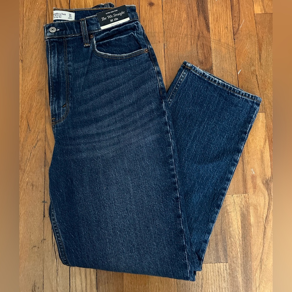 Abercrombie 90s Straight Ultra High Rise Jeans